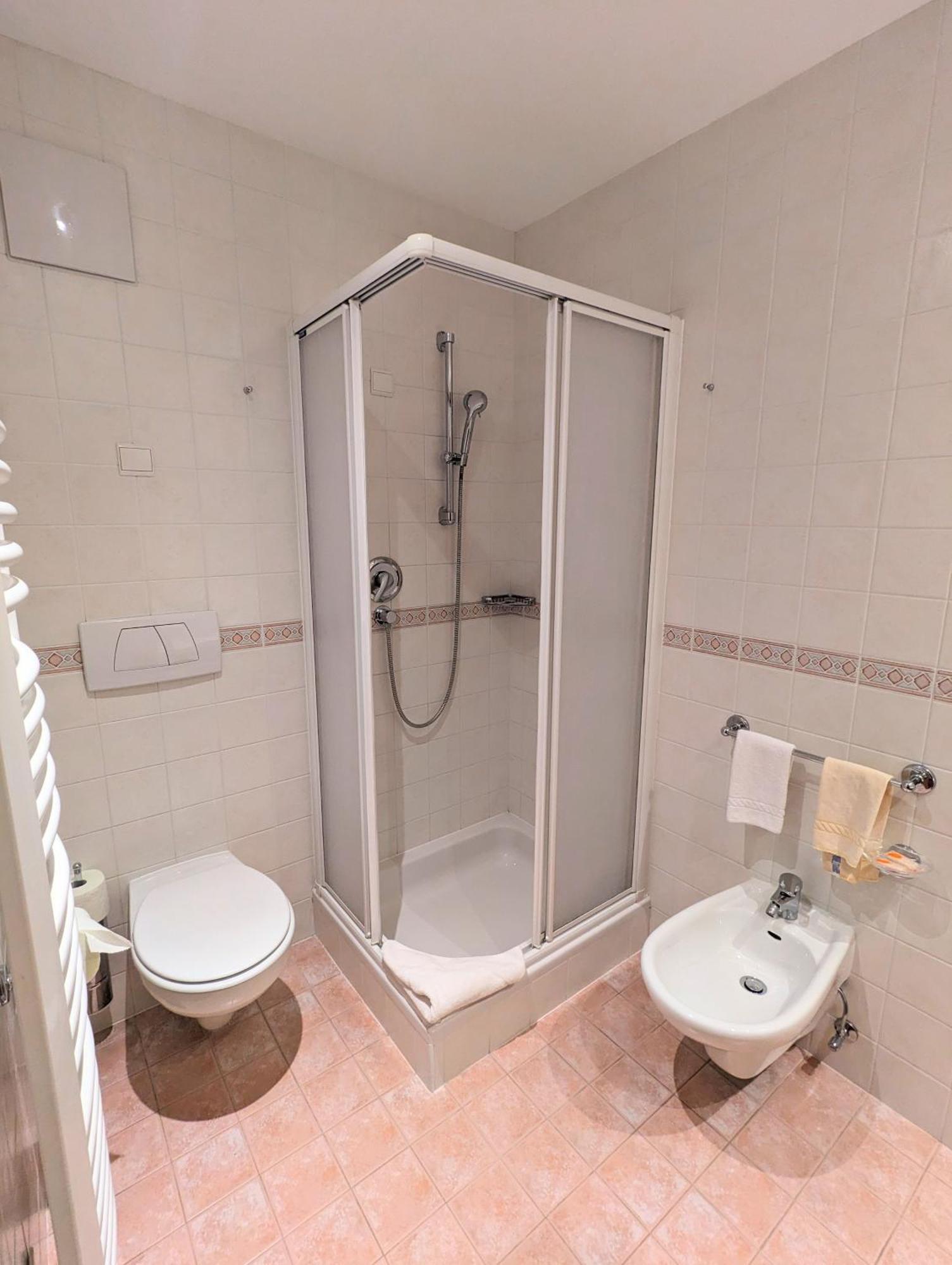 Hotel Heinz Brunico Luaran gambar