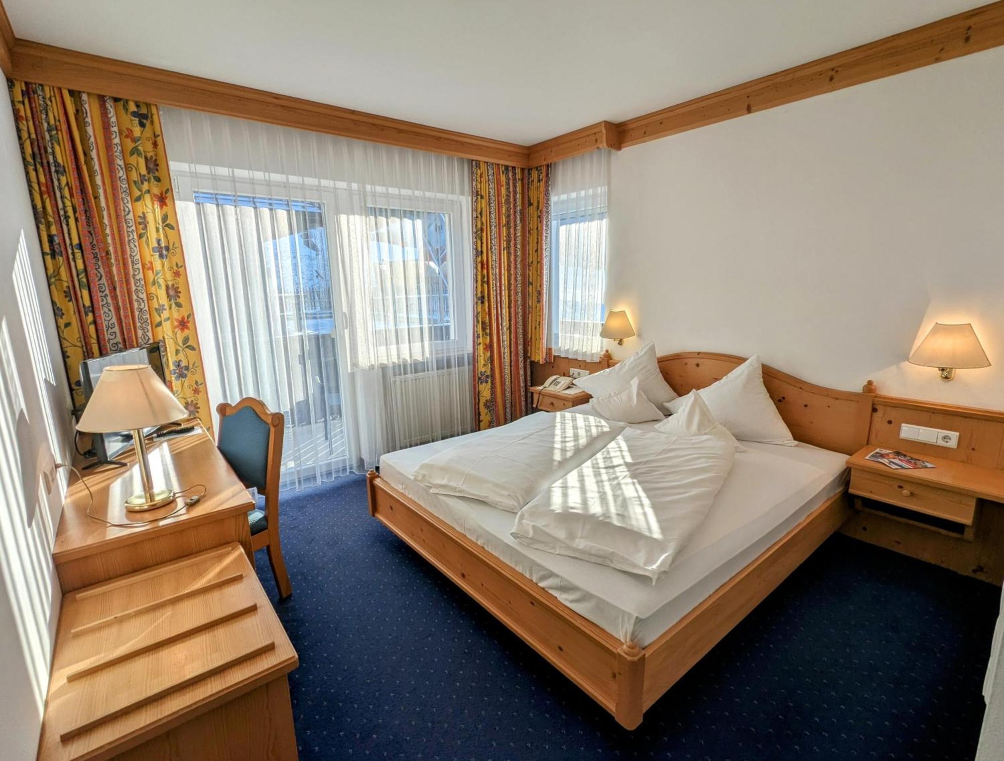 Hotel Heinz Brunico Luaran gambar